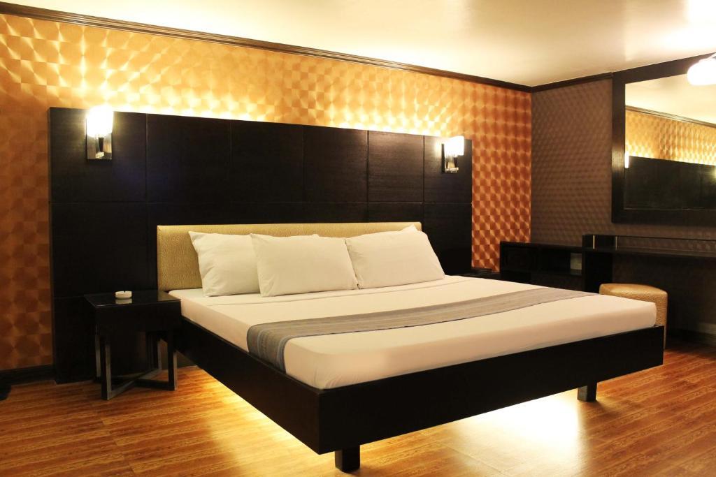 Hotel 2016 Manila Szoba fotó