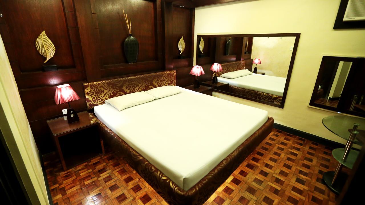 Hotel 2016 Manila Kültér fotó