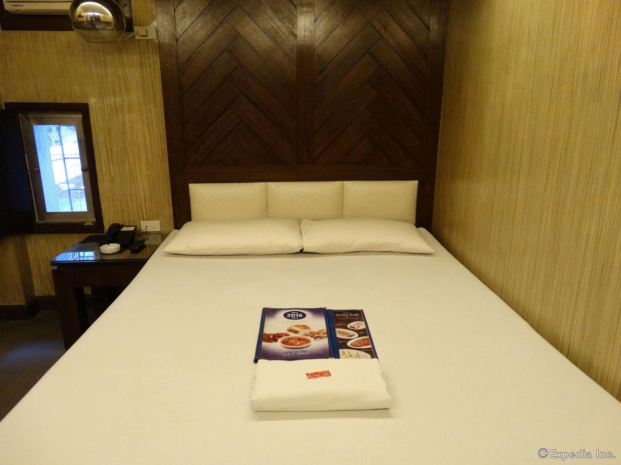 Hotel 2016 Manila Kültér fotó