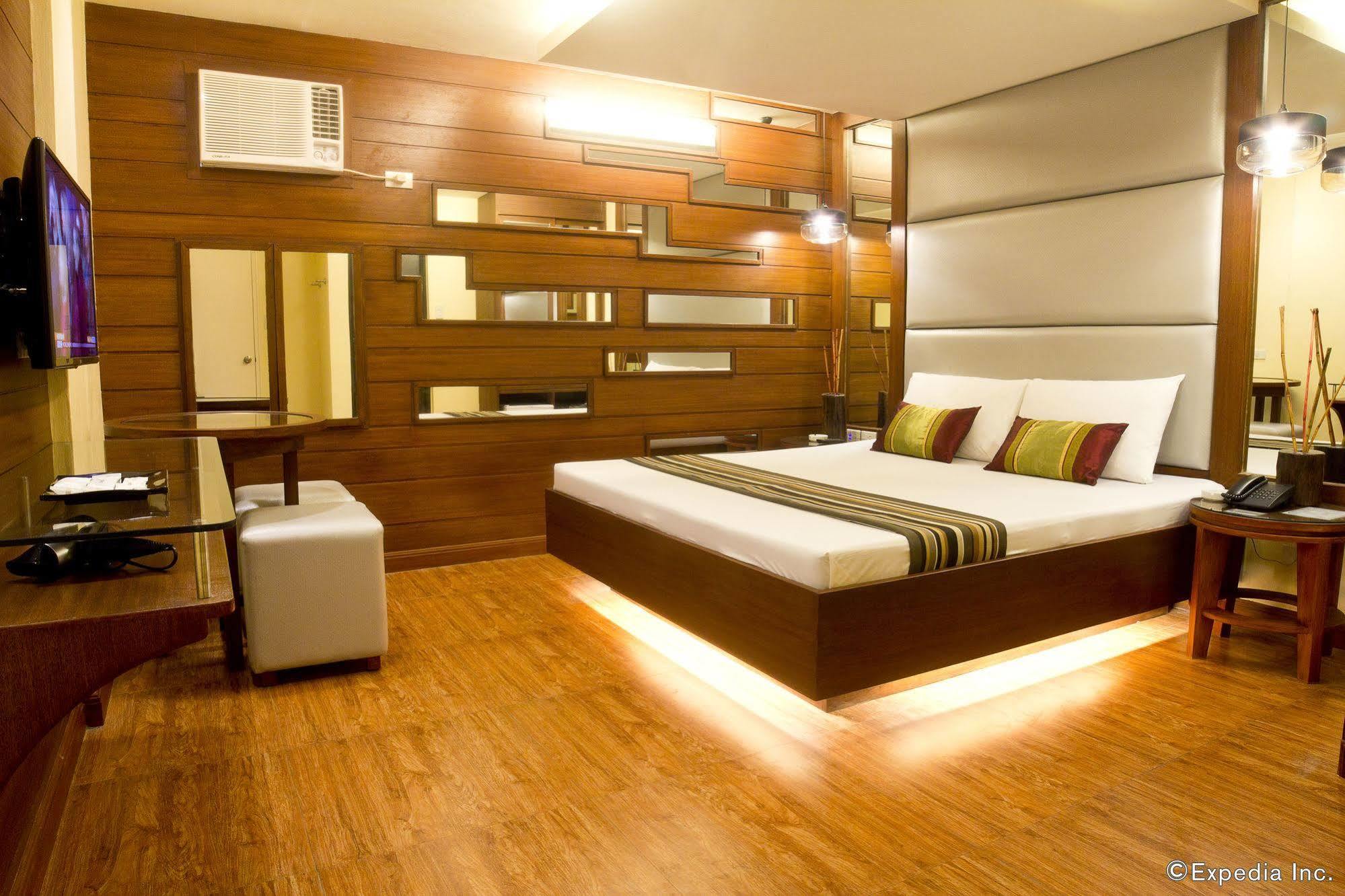 Hotel 2016 Manila Kültér fotó